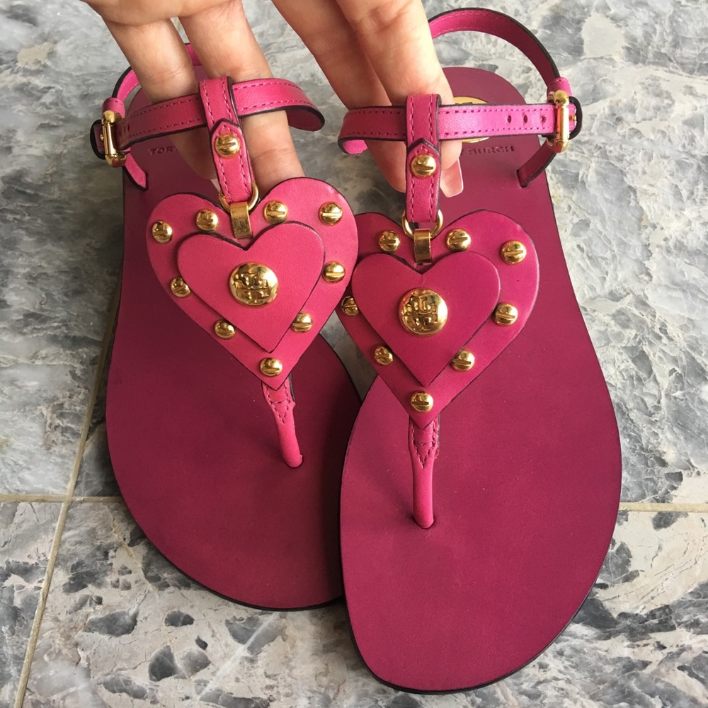 Tory Burch 💗 Valentine Sandals